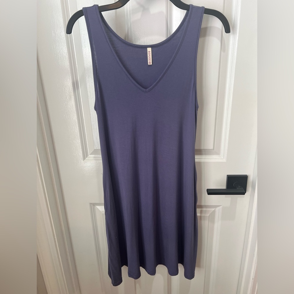 V neck tshirt dress with pockets